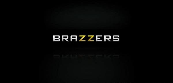  Brazzers Exxtra - (Corinna Blake, Keiran Lee, Ramon) - Superbang My Ass